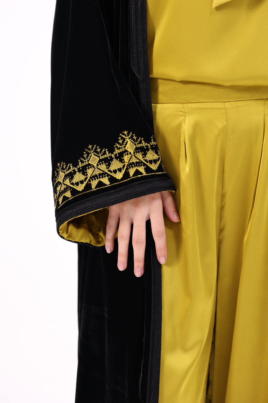 Ensemble 3 pièces en satin et velours ( Kimono & ensemble satin ) - Maraya 2026 - Maraya