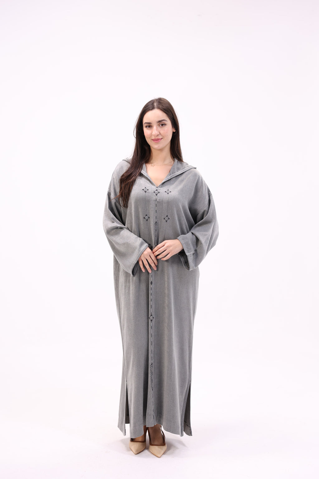 Jellaba Marocaine en Tissu Mlifa – Broderie Berchmane 100% Fait Main - Maraya 2026 - Maraya