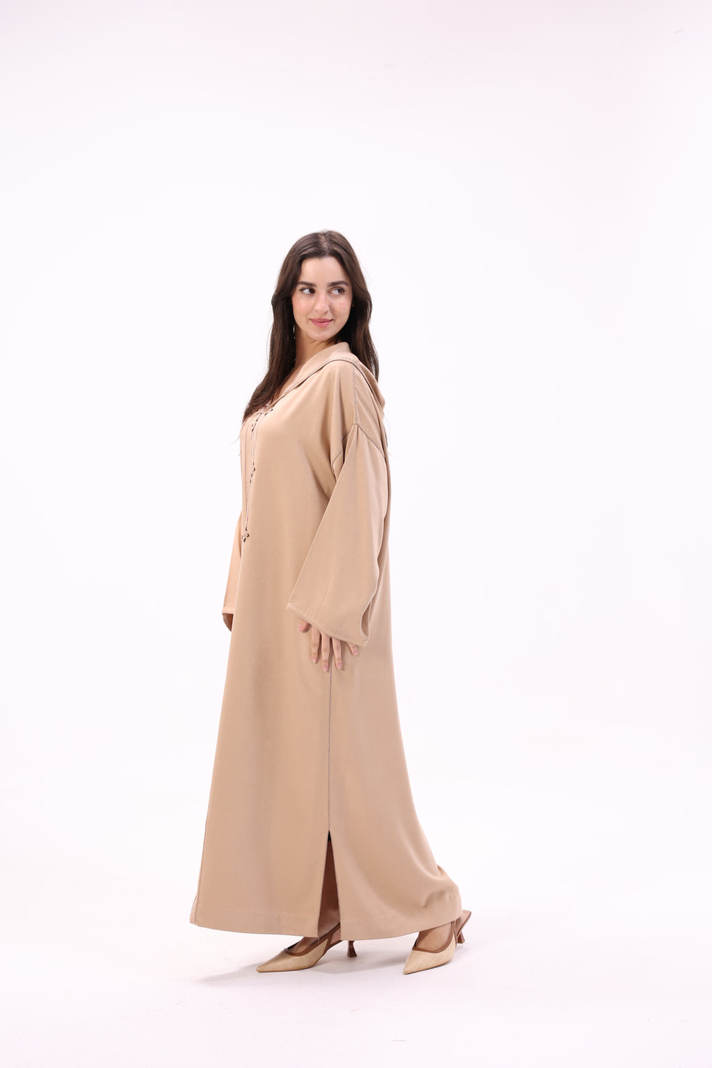 Jellaba Marocaine en Tissu Mlifa – Broderie Berchmane 100% Fait Main - Maraya 2026 - Maraya