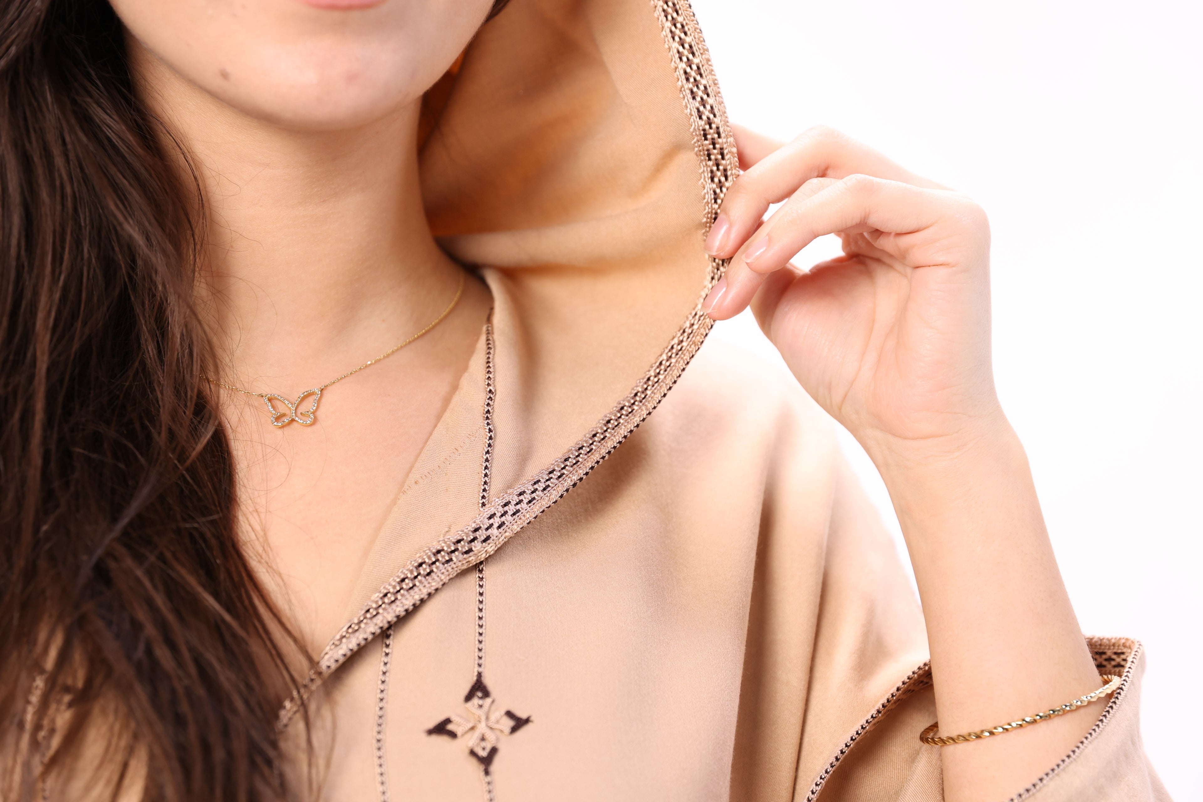 Jellaba Marocaine en Tissu Mlifa – Broderie Berchmane 100% Fait Main - Maraya 2026 - Maraya