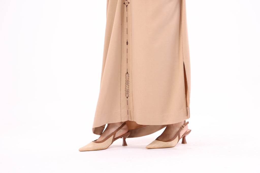 Jellaba Marocaine en Tissu Mlifa – Broderie Berchmane 100% Fait Main - Maraya 2026 - Maraya